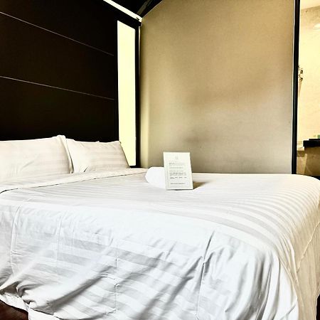 Chariton Hotel Nusa Bestari Johor Bahru Dış mekan fotoğraf
