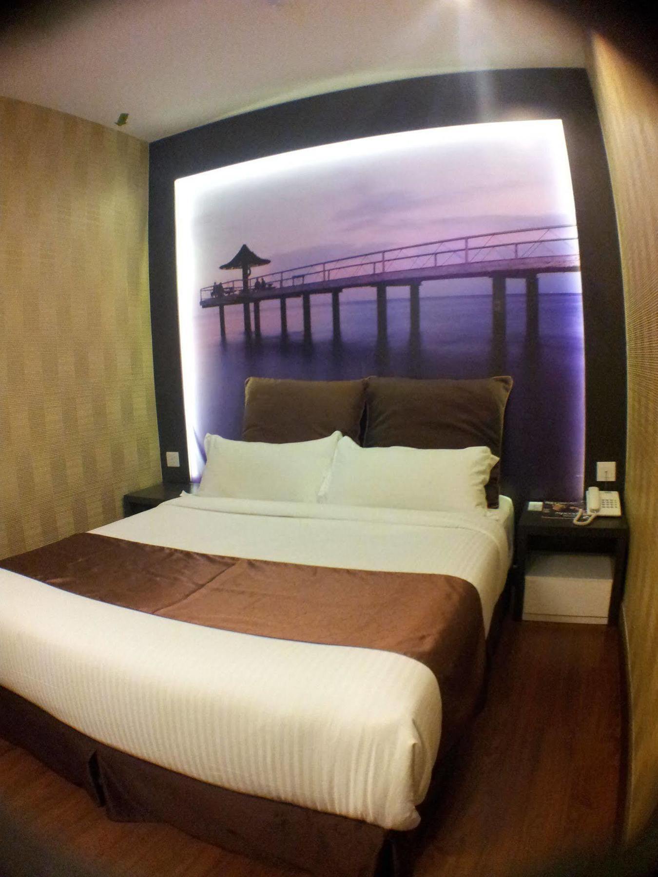 Chariton Hotel Nusa Bestari Johor Bahru Dış mekan fotoğraf